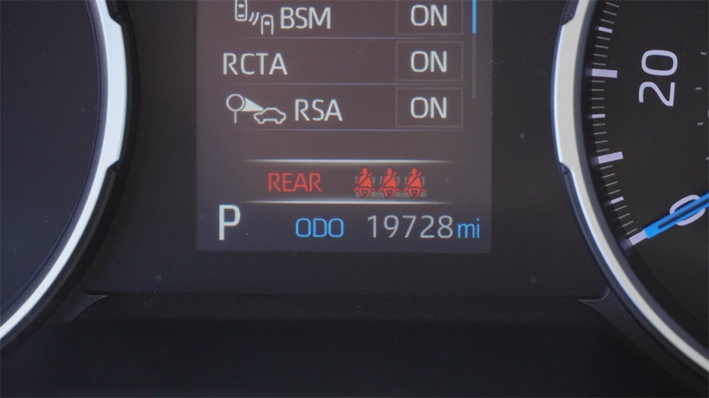 2022 Toyota RAV4 Hybrid XLE