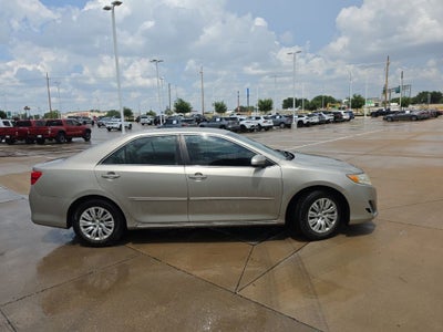 2014 Toyota Camry LE