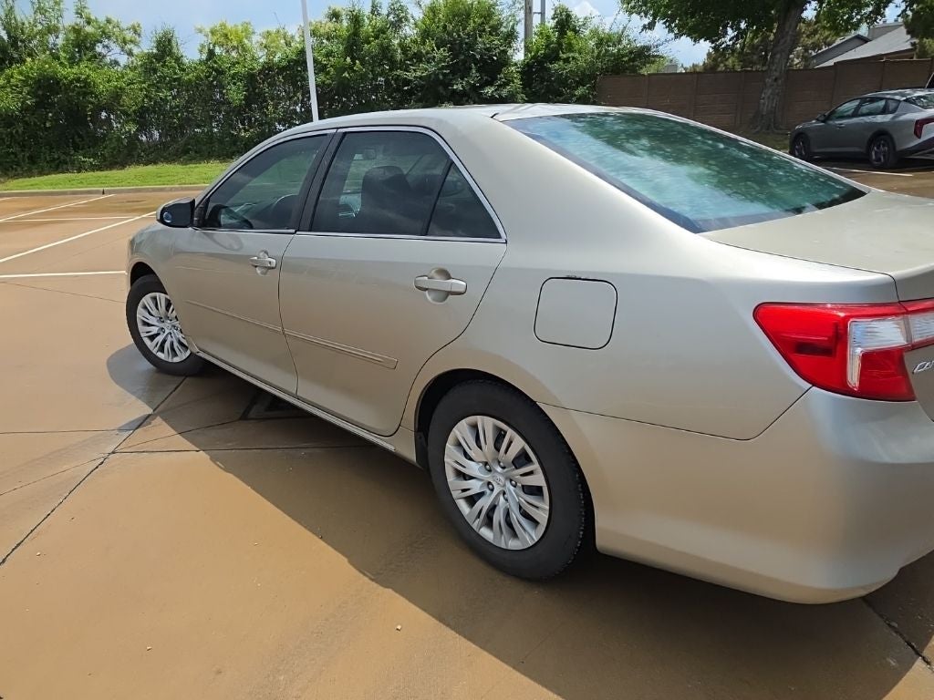 2014 Toyota Camry LE