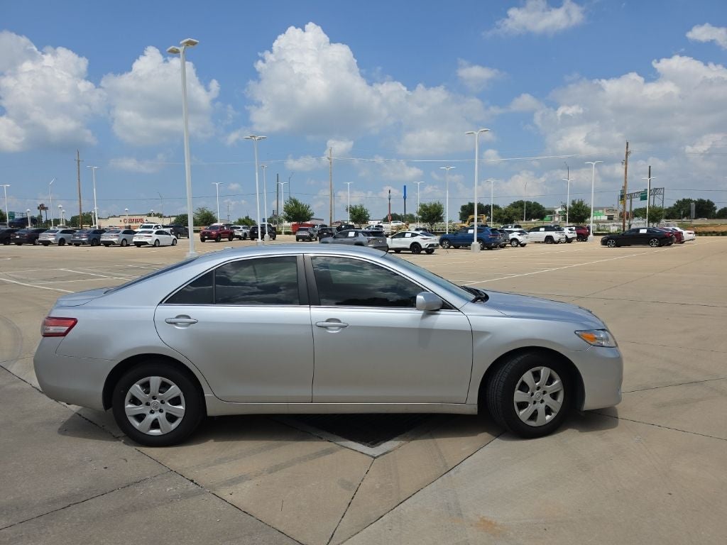 2010 Toyota Camry LE