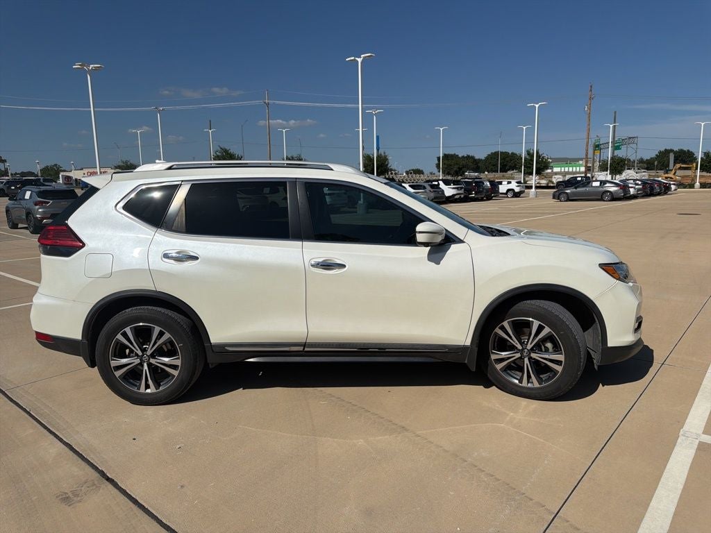 2017 Nissan Rogue SL