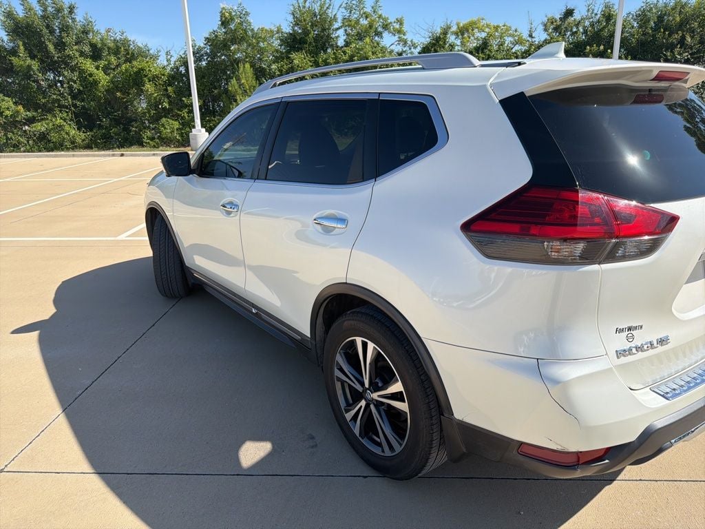 2017 Nissan Rogue SL