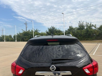 2018 Nissan Pathfinder SL