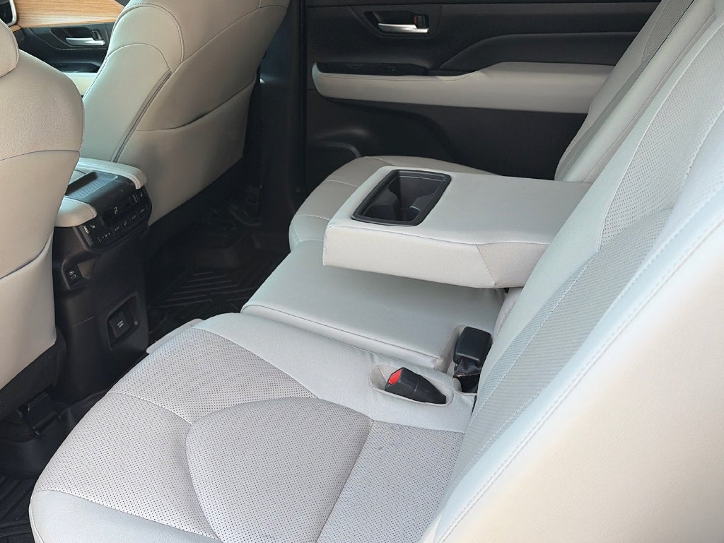 2024 Toyota Grand Highlander Hybrid Limited