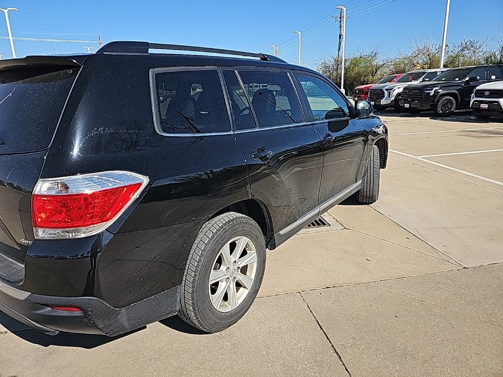 2013 Toyota Highlander SE