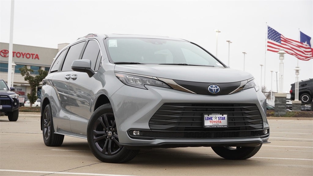 2024 Toyota Sienna Woodland Edition