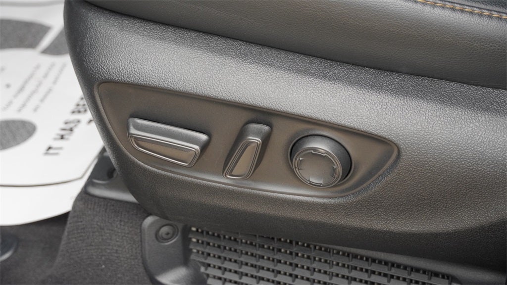 2024 Toyota Sienna Woodland Edition