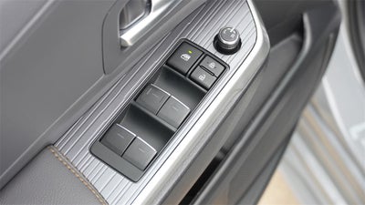 2024 Toyota Sienna Woodland Edition