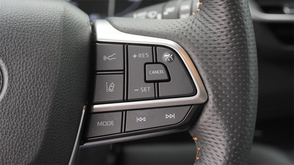 2024 Toyota Sienna Woodland Edition