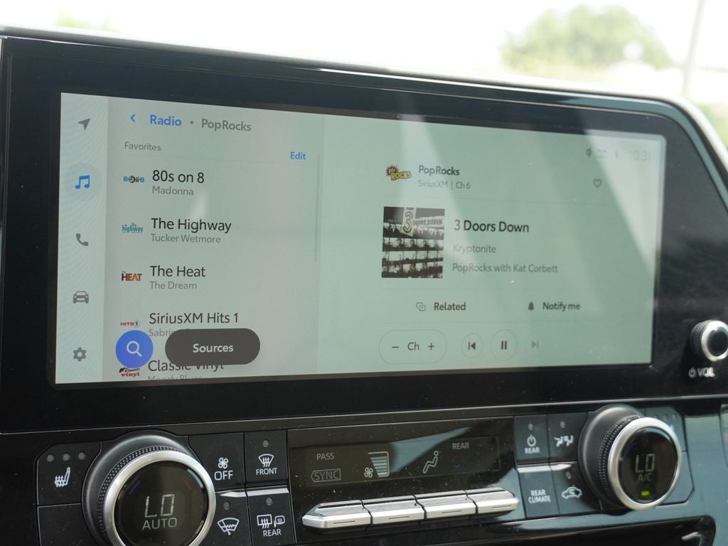 2025 Toyota Highlander Hybrid XLE