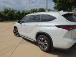 2025 Toyota Highlander Hybrid XLE
