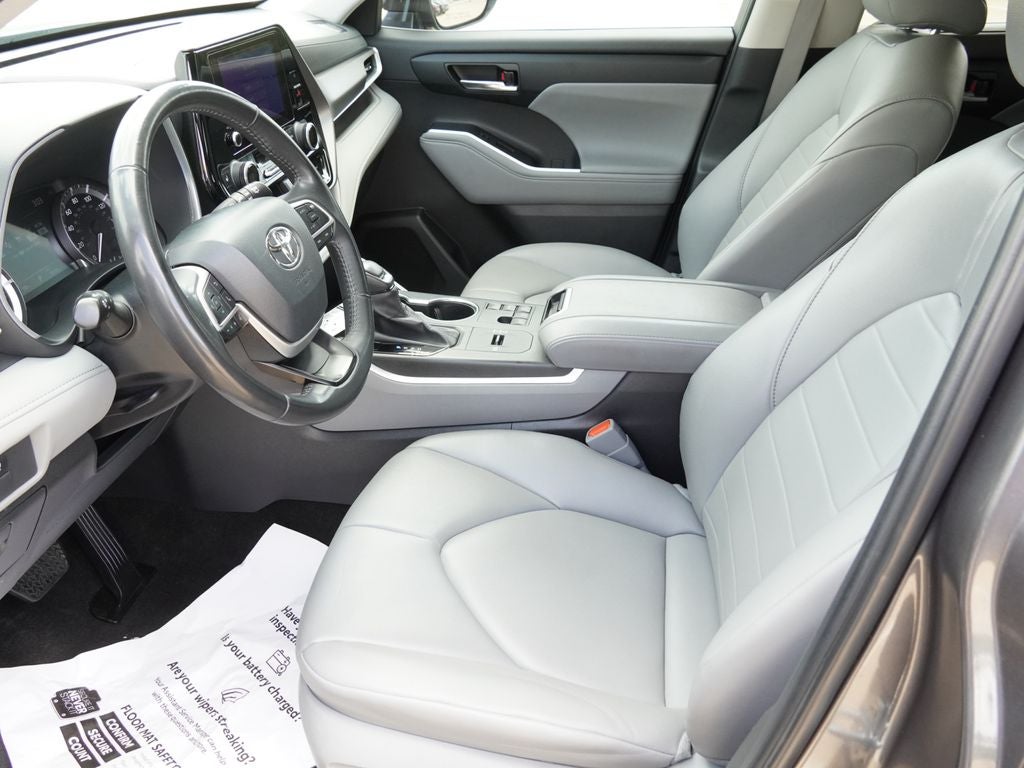 2024 Toyota Highlander XLE