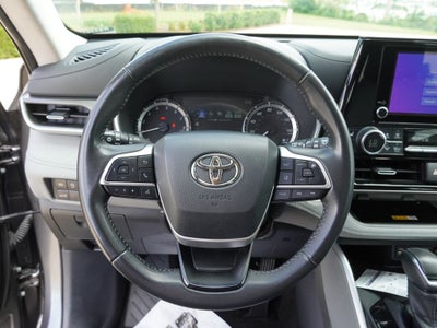 2024 Toyota Highlander XLE