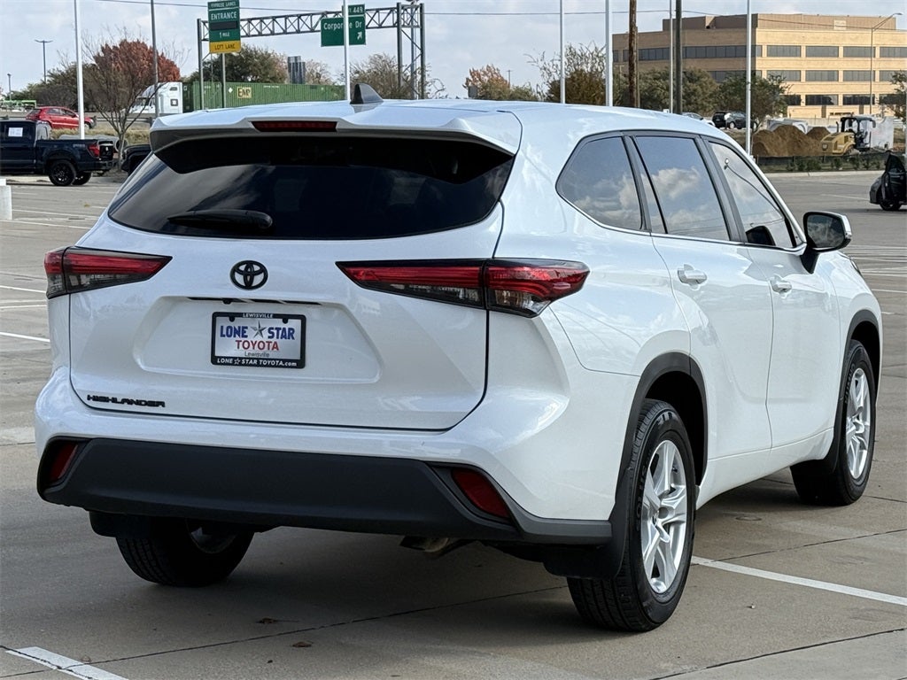 2023 Toyota Highlander L