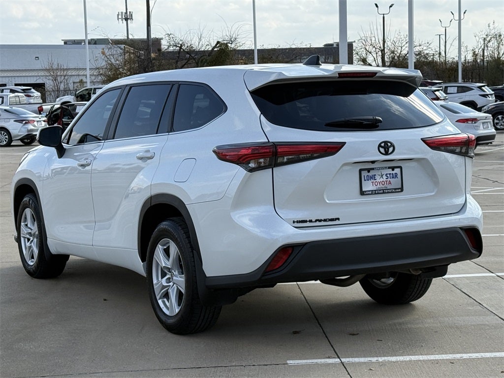 2023 Toyota Highlander L