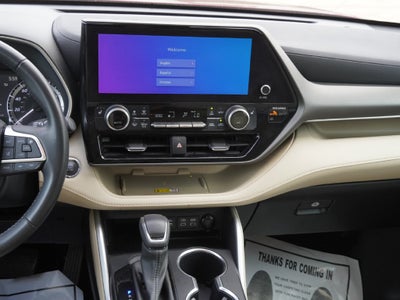 2023 Toyota Highlander XLE