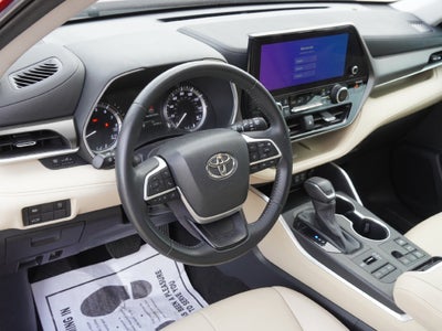 2023 Toyota Highlander XLE