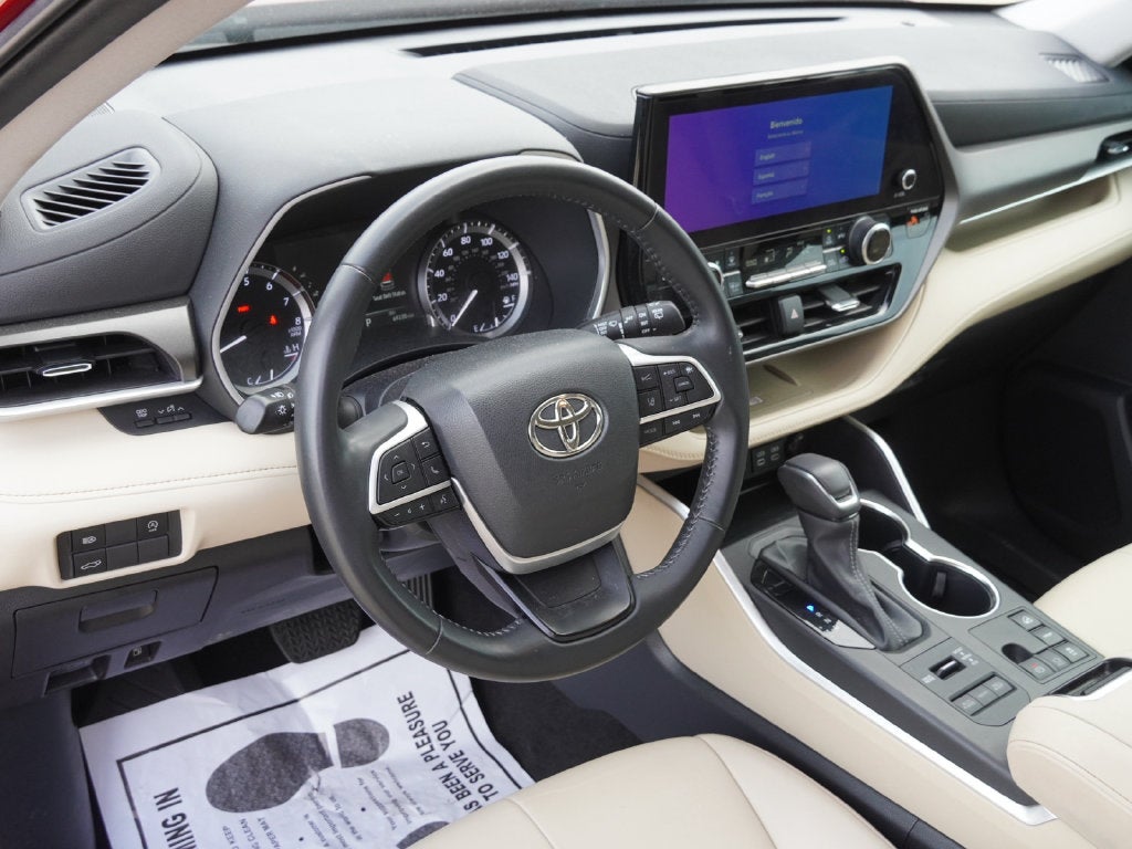 2023 Toyota Highlander XLE