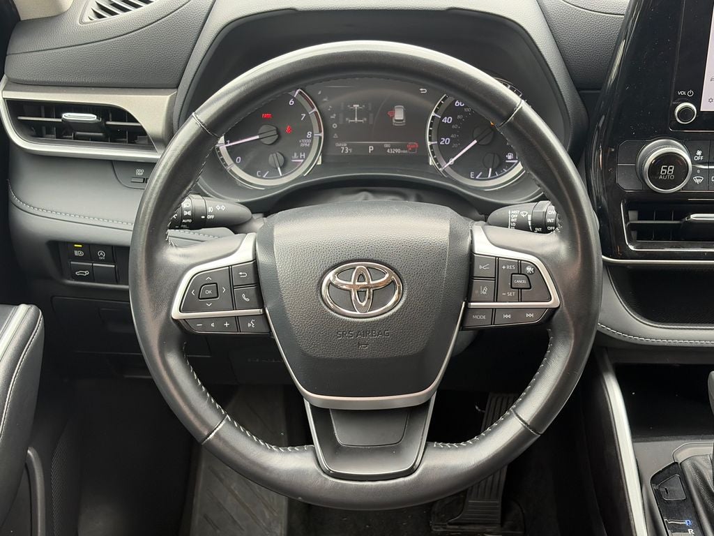 2024 Toyota Highlander LE - Photo 11