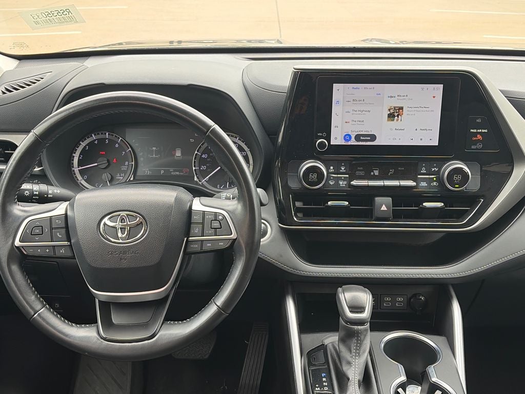 2024 Toyota Highlander LE - Photo 9