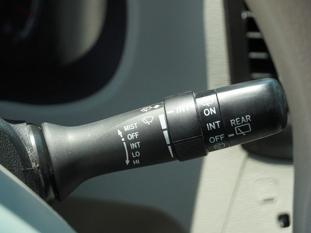 2013 Toyota Sienna LE 8 Passenger