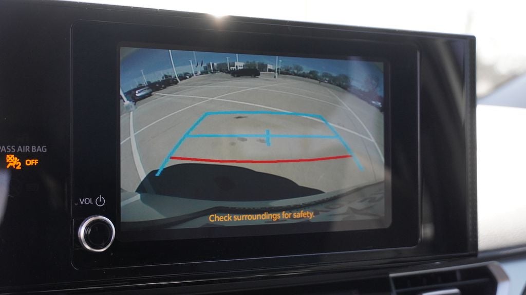 2025 Toyota Sienna LE 8 Passenger