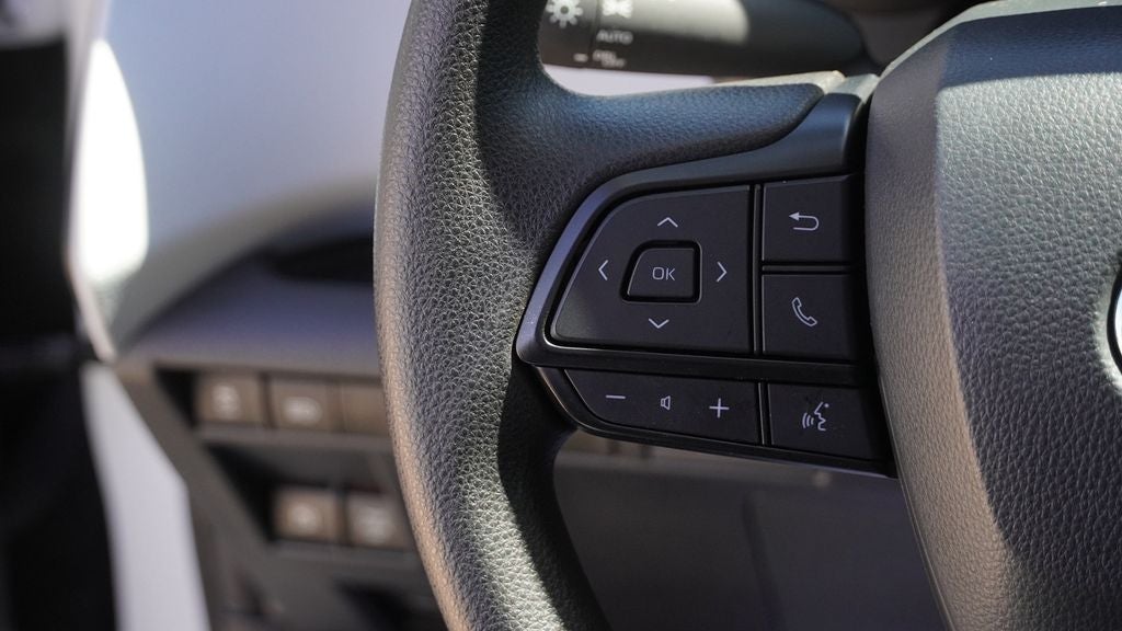 2025 Toyota Sienna LE 8 Passenger