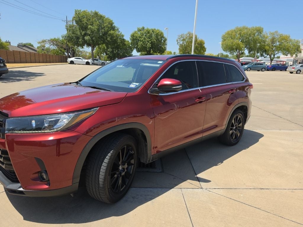 2019 Toyota Highlander SE