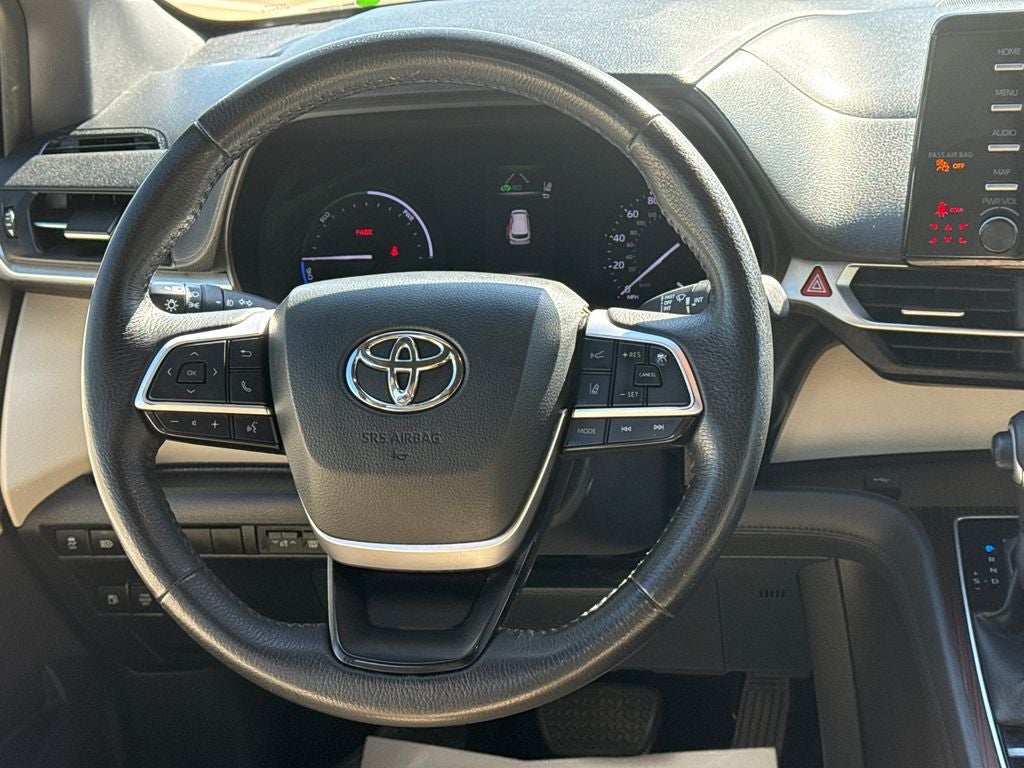 2021 Toyota Sienna XLE