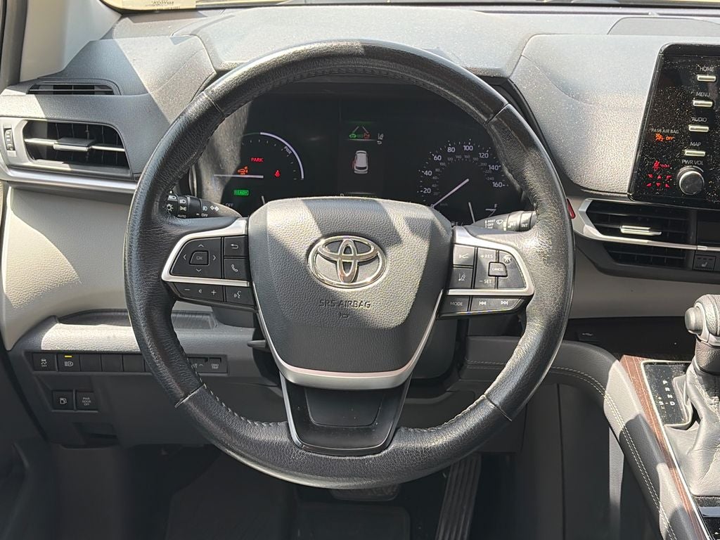 2021 Toyota Sienna XLE 8 Passenger