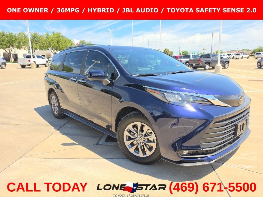 2026 Toyota Sienna XLE 8 Passenger