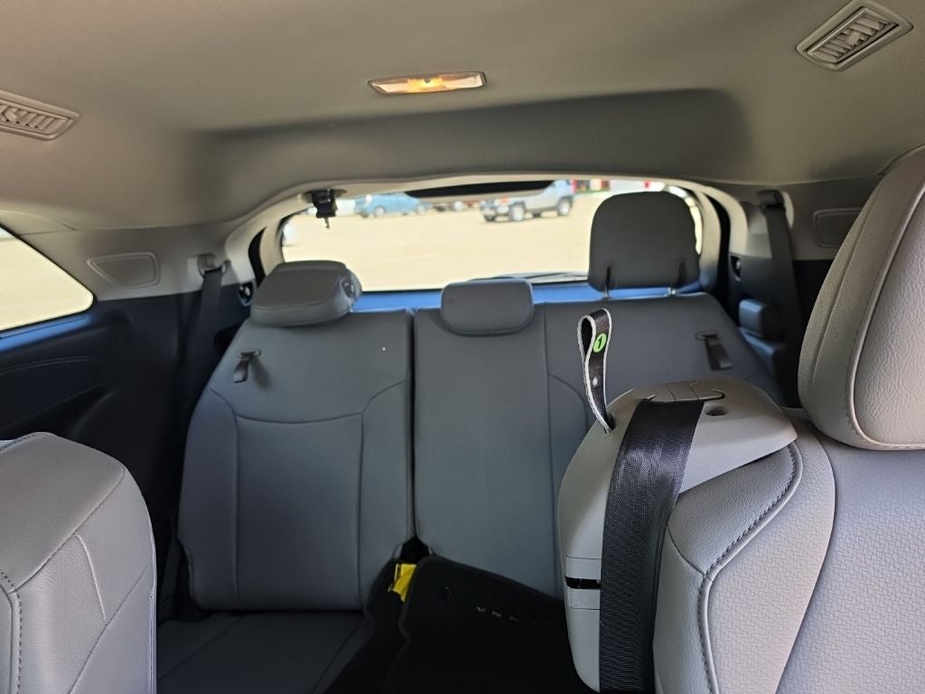 2026 Toyota Sienna XLE 8 Passenger