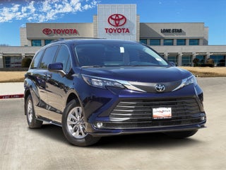 2026 Toyota Sienna XLE 8 Passenger