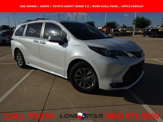 2025 Toyota Sienna XLE 8 Passenger