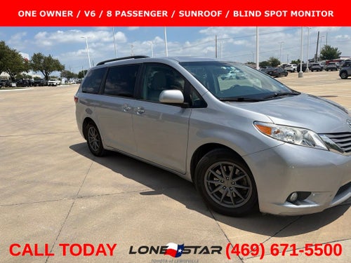 2017 Toyota Sienna XLE 8 Passenger