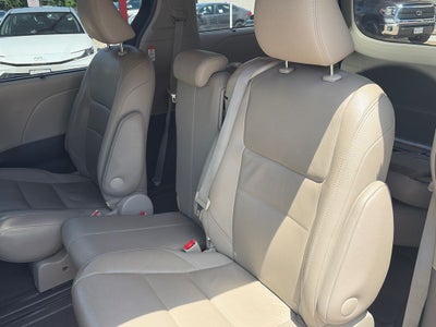 2017 Toyota Sienna XLE Premium 7 Passenger