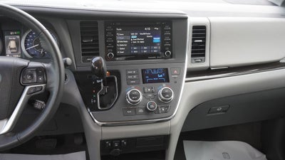 2018 Toyota Sienna XLE 7 Passenger