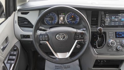 2018 Toyota Sienna XLE 7 Passenger