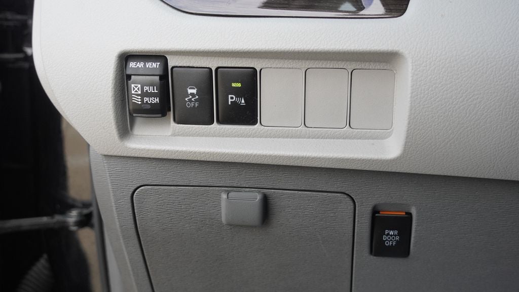 2018 Toyota Sienna XLE 7 Passenger