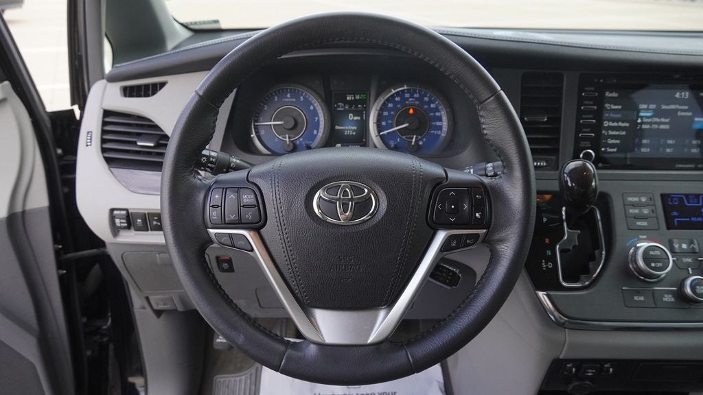 2018 Toyota Sienna XLE 7 Passenger