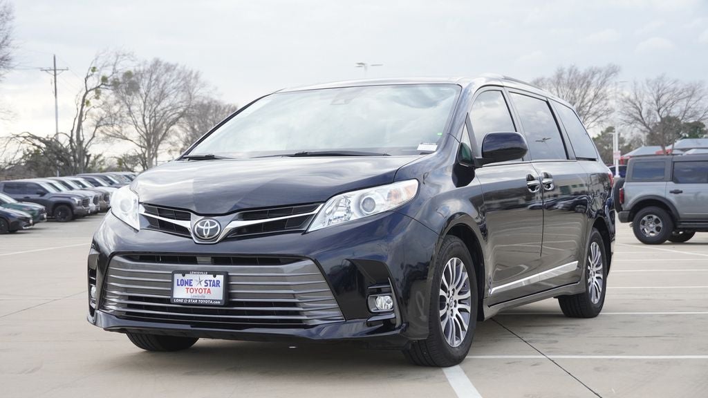 2018 Toyota Sienna XLE 7 Passenger