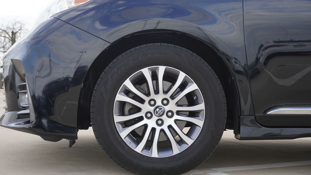 2018 Toyota Sienna XLE 7 Passenger