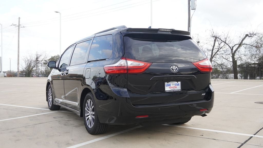 2018 Toyota Sienna XLE 7 Passenger