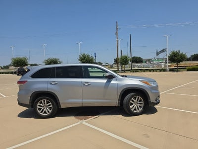 2014 Toyota Highlander LE V6