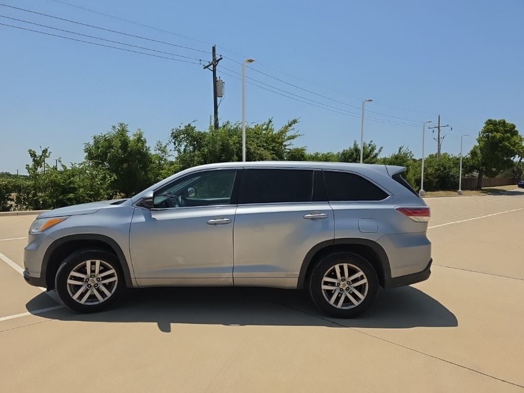 2014 Toyota Highlander LE V6