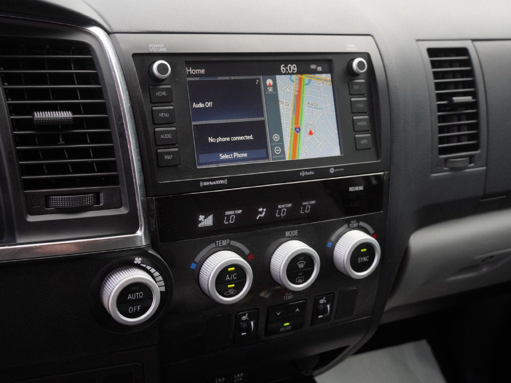 2020 Toyota Sequoia SR5 5.7L