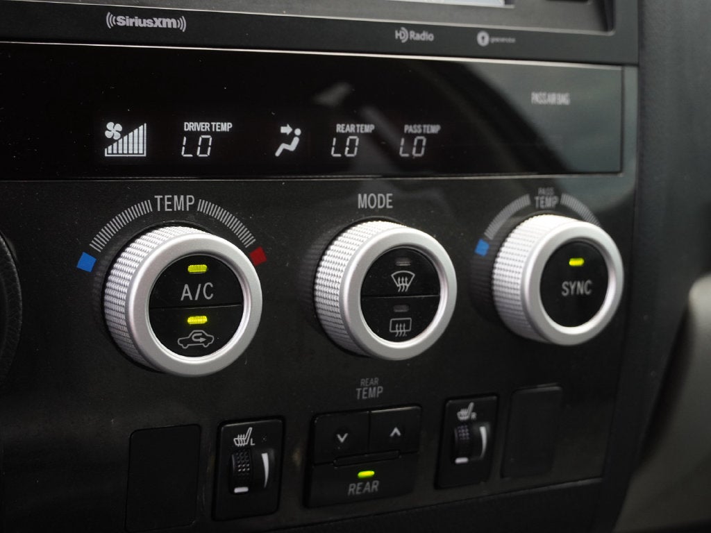 2020 Toyota Sequoia SR5 5.7L