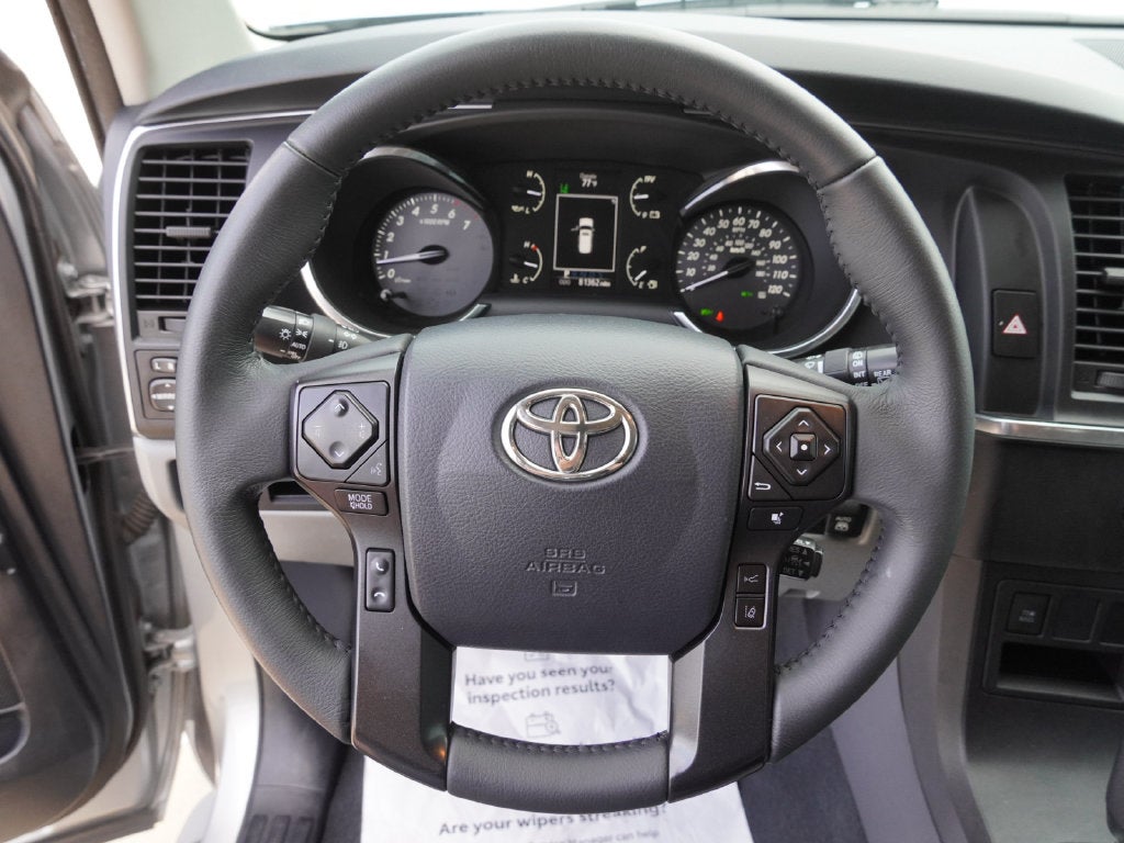 2020 Toyota Sequoia SR5 5.7L