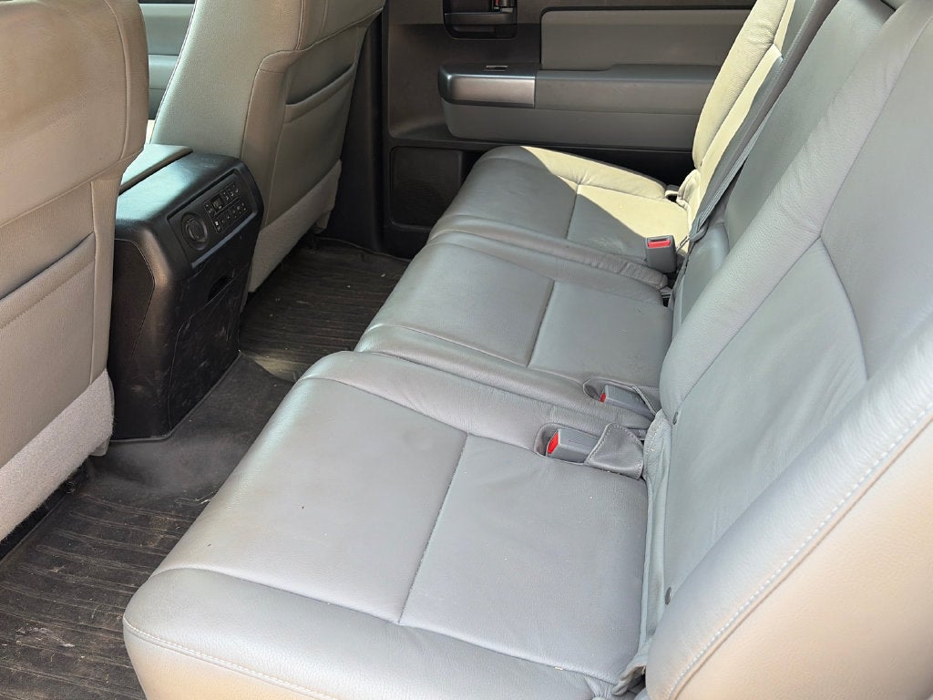 2020 Toyota Sequoia SR5 5.7L
