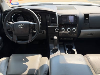 2020 Toyota Sequoia SR5 5.7L